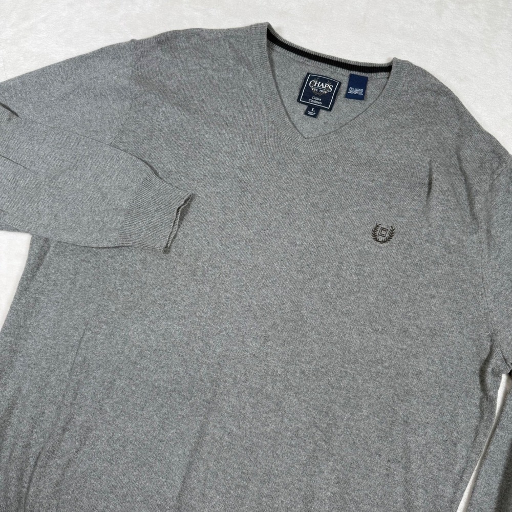 Chaps Mens Large Gray V-Neck Sweater Cotton Cashmere Blend Crest Logo Pullover